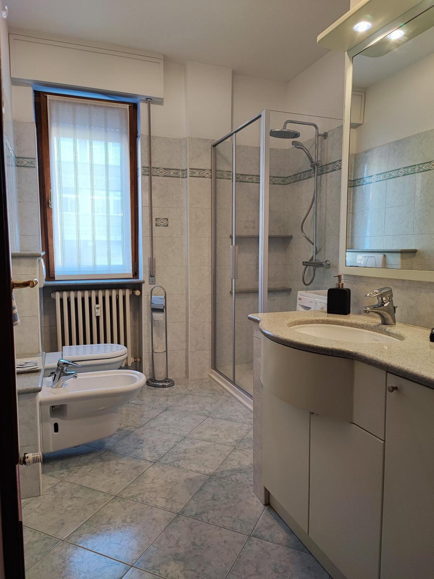Il Girasole Apartment Тирано Екстериор снимка